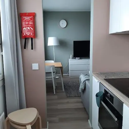 Top Floor Studio, Free Parking *